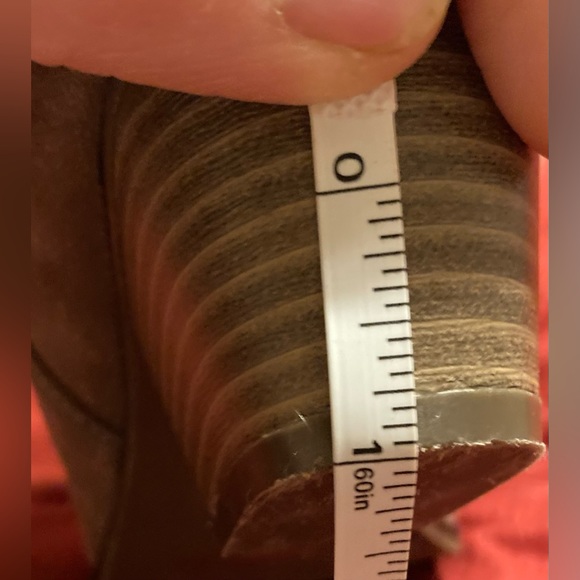 Lov Mark Ankle Booties with fringe - Picture 7 of 9